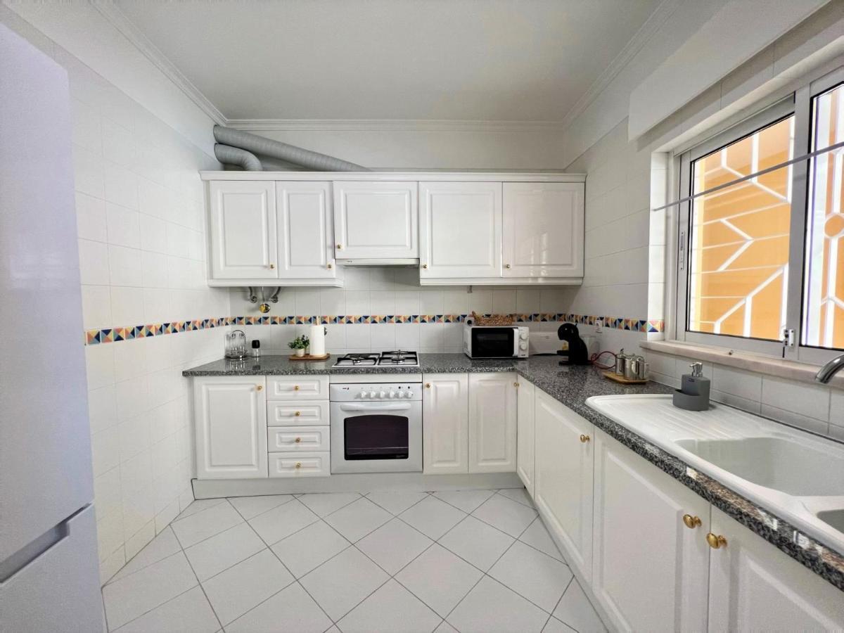 Vilamoura Central 2 With Pool By Homing ภายนอก รูปภาพ
